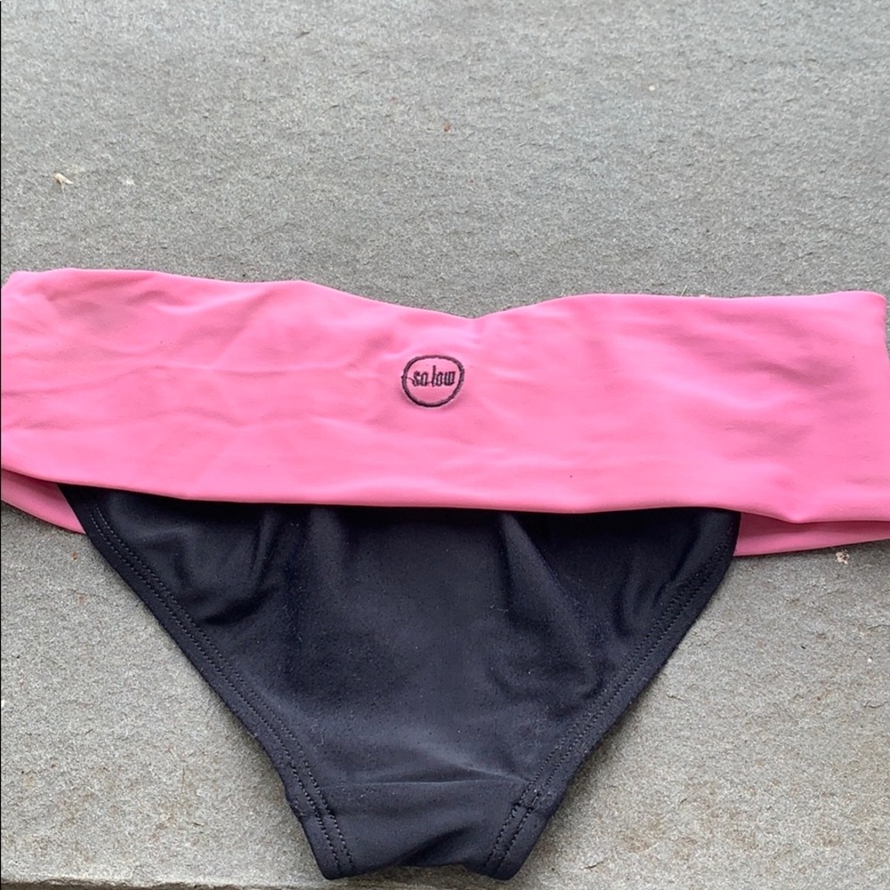 So Low Bikini Bottom - Picture 2 of 3